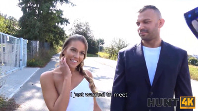 Hermosa pareja prueba cosas nuevas