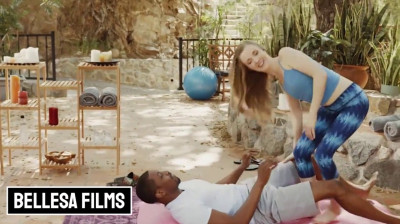 Un sensual interracial como terapia yoguística