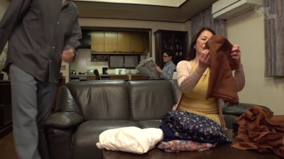 Sexy Mother In Law - 537GVH