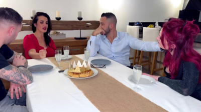 JMT - Queen Trixy after Dinner