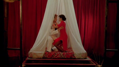 classic couple scenes 2043